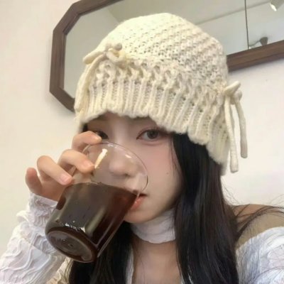 这个世界温柔的冷漠 海报